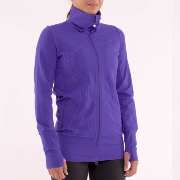 LULULEMON IN STRIDE JACKET - BRUISED BERRY/FADED DOT - Picture 2 of 16